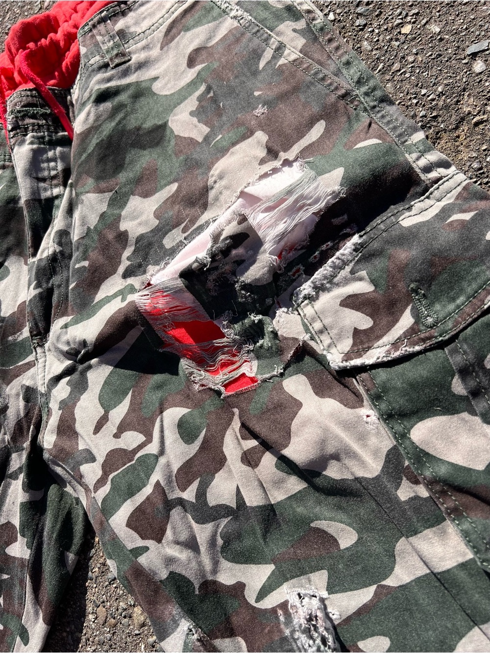 Novocento Novantanove distressed camo layered hybrid shorts - Picture 7 of 12